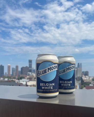 With Blue Moon, you can’t go wrong. Where are you enjoying a can?

A. Cityscape 🌇
B. Dockside 🛶
C. Beachside 🏖
D. At home 🏠
