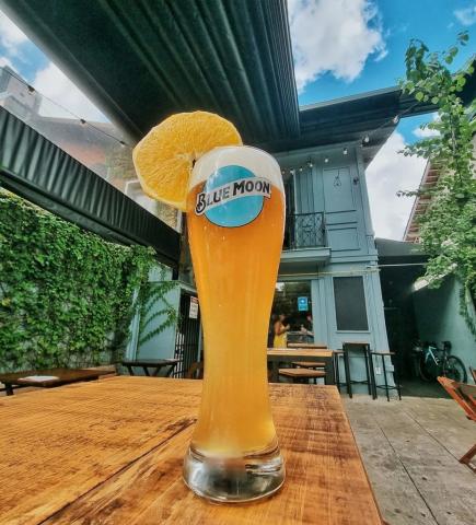 Chilly temps won’t keep us off a sunny patio.

📸: @the_barley_house