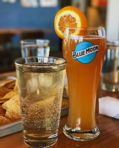 Brighten up your dinner plans with a Blue Moon.

📸: sini_diary